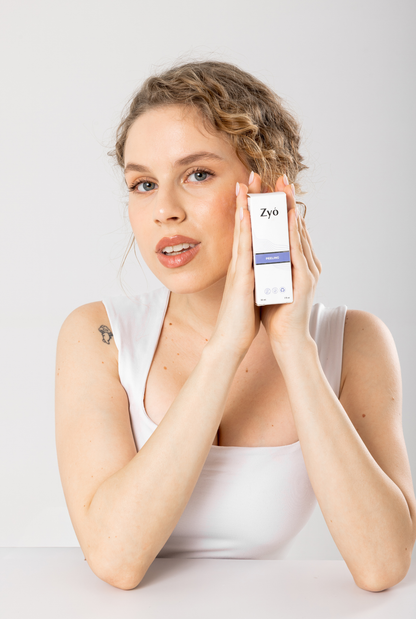 Zyo Pürüzsüz Cilt Yenileyici Gözenek Temizleyici Sıkılaştırıcı 3’lü Bakım Seti Peeling , Tonik ve Serum